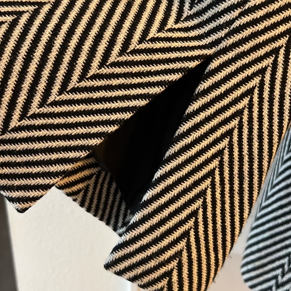 EUC Nine West Trapeze Chevron Jacket Size 14 - Picture 4 of 11